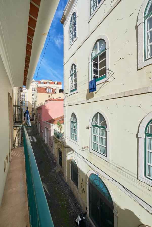 Charming Apartment In Historic Center Lisboa Exterior foto